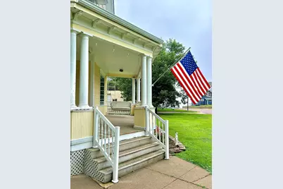 324 Monroe Avenue, Ortonville, MN 56278 - Photo 2