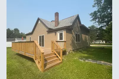 301 W Garfield Avenue, Mahnomen, MN 56557 - Photo 1