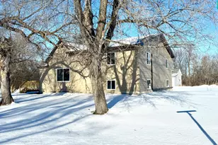 301 W Garfield Ave, Mahnomen, MN 56557 - Photo 6