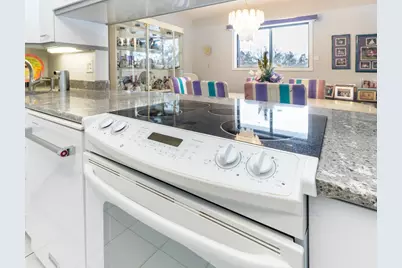 10411 Cedar Lake Road #301, Minnetonka, MN 55305 - Photo 16