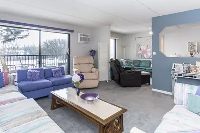 10411 Cedar Lake Road #301, Minnetonka, MN 55305 - Photo 4