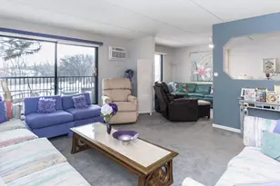 10411 Cedar Lake Rd, Minnetonka, MN 55305 - Photo 4