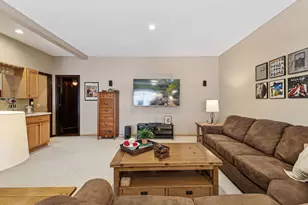 952 Kimberly Ln, Chanhassen, MN 55317 - Photo 38