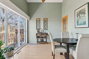 952 Kimberly Ln, Chanhassen, MN 55317 - Photo 12