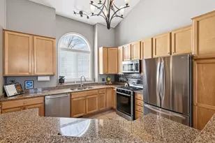 952 Kimberly Ln, Chanhassen, MN 55317 - Photo 18