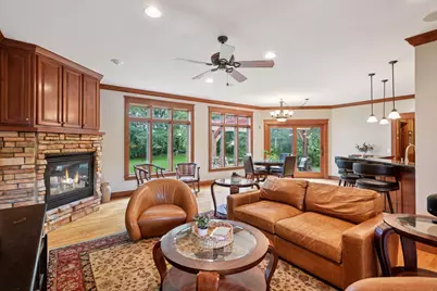 2906 Butternut Drive, Chaska, MN 55318 - Photo 12