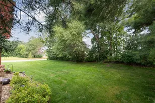 2906 Butternut Dr, Chaska, MN 55318 - Photo 52