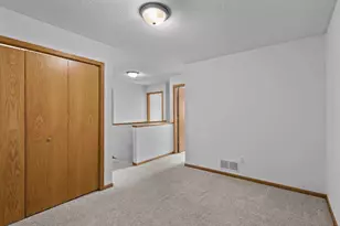 301 Roosevelt St S, Cambridge, MN 55008 - Photo 16