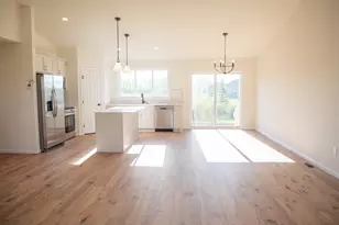 112 18 Street SE, Barnesville, MN 56514 - Photo 6