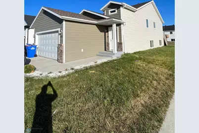 1501 69th Avenue S, Fargo, ND 58104 - Photo 1