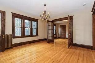 304 Marshall Ave, Saint Paul, MN 55102 - Photo 4