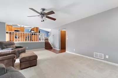 707 26th Street SW, Austin, MN 55912 - Photo 10