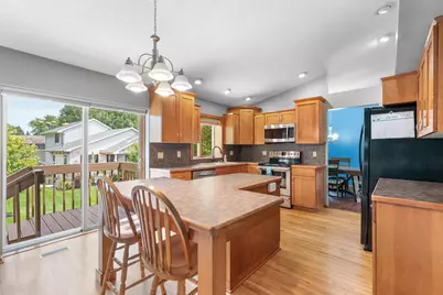 707 26th Street SW, Austin, MN 55912 - Photo 6