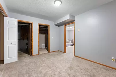 707 26th Street SW, Austin, MN 55912 - Photo 26