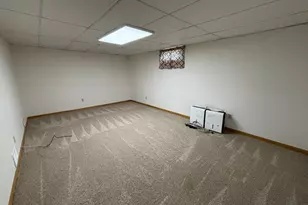 722 Kendall Ave S, Thief River Falls, MN 56701 - Photo 24