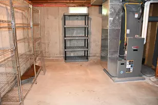 722 Kendall Ave S, Thief River Falls, MN 56701 - Photo 26