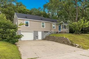 2710 W 110th St, Bloomington, MN 55431 - Photo 1