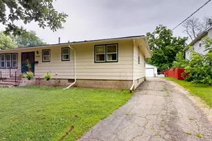 1009 James Ave, Albert Lea, MN 56007 - Photo 1