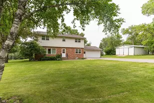 524 Woodland Dr, Fergus Falls, MN 56537 - Photo 1