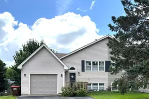 2851 Hillvale Ct, Oakdale, MN 55128 - Photo 1