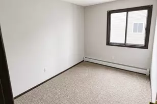 761 S 9th St, Bird Island, MN 55310 - Photo 6