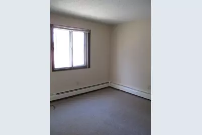 761 S 9th Street #5, Bird Island, MN 55310 - Photo 6