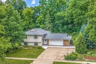 13201 Everest Ave, Apple Valley, MN 55124 - Photo 1