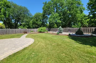 1328 10th Ave S, Moorhead, MN 56560 - Photo 36