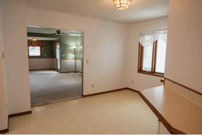 223 W 10th Street, Fairmont, MN 56031 - Photo 8