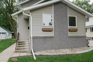 223 W 10th St, Fairmont, MN 56031 - Photo 28