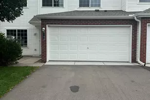 1194 Highpoint Curve, Shakopee, MN 55379 - Photo 1