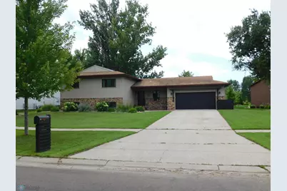 48 Prairiewood Drive S, Fargo,  58103 - Photo 1