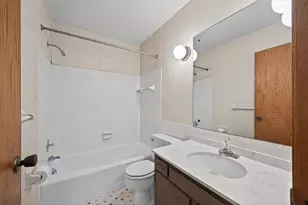 2220 Midland Grove Rd, Roseville, MN 55113 - Photo 20