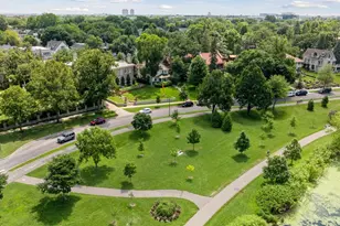 2225 E Lake Of The Isles Pkwy, Minneapolis, MN 55405 - Photo 54