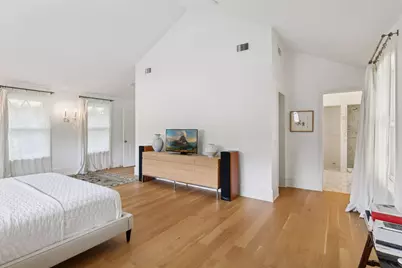 2225 E Lake Of The Isles Parkway, Minneapolis, MN 55405 - Photo 30