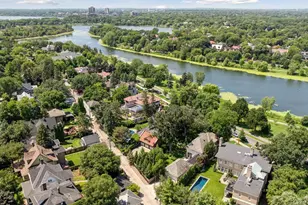 2225 E Lake Of The Isles Pkwy, Minneapolis, MN 55405 - Photo 58