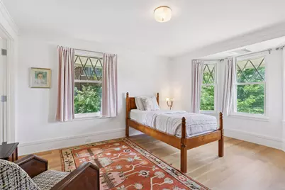 2225 E Lake Of The Isles Parkway, Minneapolis, MN 55405 - Photo 34