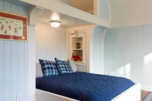 22 Dellwood Ave, Dellwood, MN 55110 - Photo 16