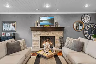 85 Castle Ridge Ct, Chanhassen, MN 55317 - Photo 12