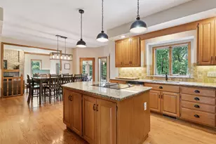 2204 Wildwood Ct, Burnsville, MN 55306 - Photo 16