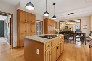 2204 Wildwood Ct, Burnsville, MN 55306 - Photo 20