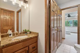 2204 Wildwood Ct, Burnsville, MN 55306 - Photo 48