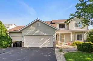 2735 Pampas Ct, Shakopee, MN 55379 - Photo 1