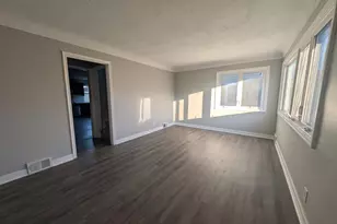 1093 Breen St, Saint Paul, MN 55106 - Photo 6