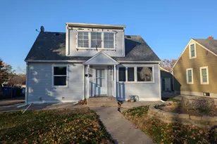 1093 Breen St, Saint Paul, MN 55106 - Photo 2