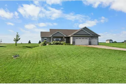 1636 102nd Avenue, Hammond, WI 54015 - Photo 1