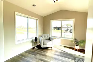 602 9th St, Wanamingo, MN 55983 - Photo 6