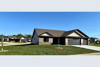 602 9th Street, Wanamingo, MN 55983 - Photo 1