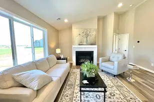 602 9th St, Wanamingo, MN 55983 - Photo 8