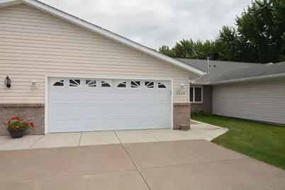 1135 4th Avenue NW, Milaca, MN 56353 - Photo 4